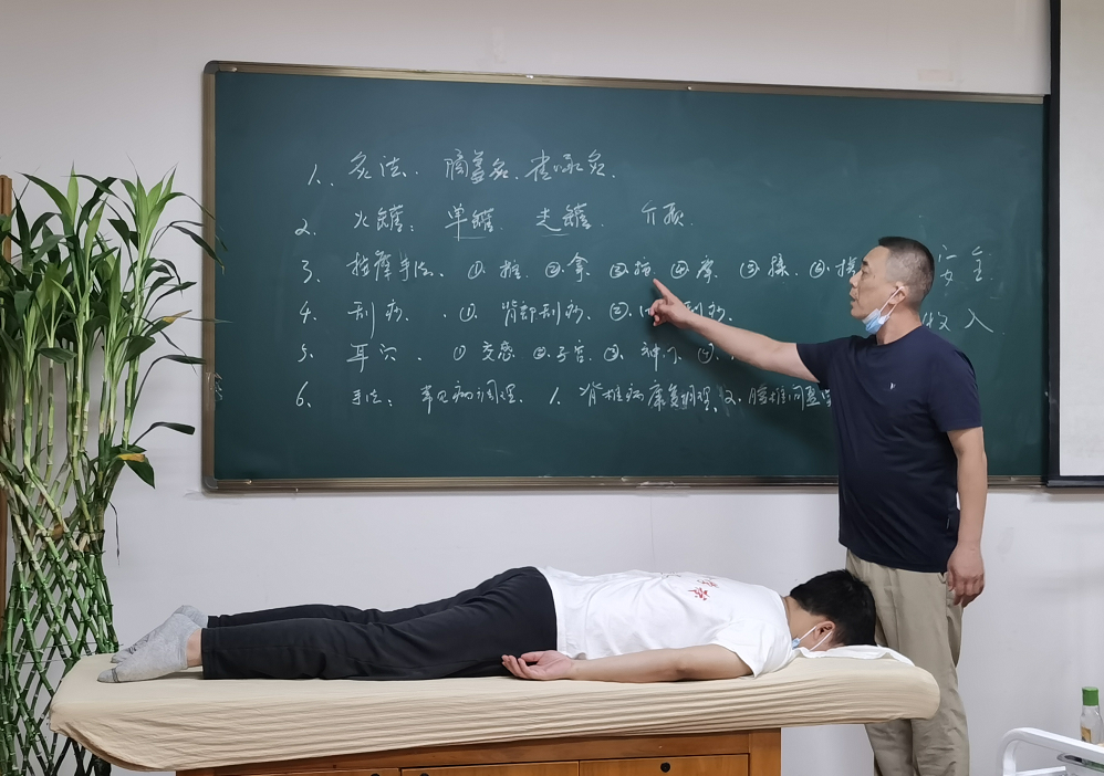 震驚！六合學校每一期康復調理培訓都這么火爆