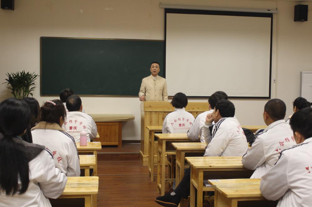 沒基礎 ,0經驗的初高中生可以學中醫嗎？